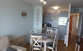 Appartement Bray-Dunes, 3 Pieces, 4 Personnes - Fr-1-661-26